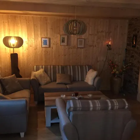 Pod Lesem شاليه *