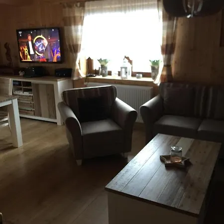 木屋 Pod Lesem 圣科维斯