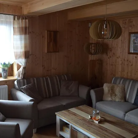 Pod Lesem 木屋 圣科维斯